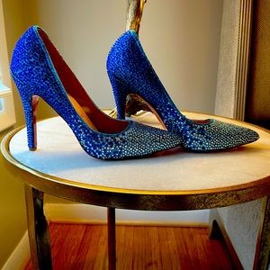 Designer shoe size 8 1/2